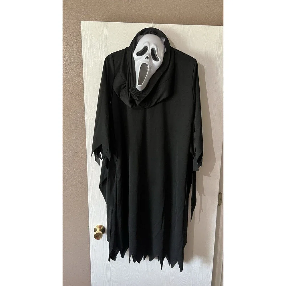 Ghost Face Costume- Includes Black Robe & Mask, One Size HALLOWEEN
